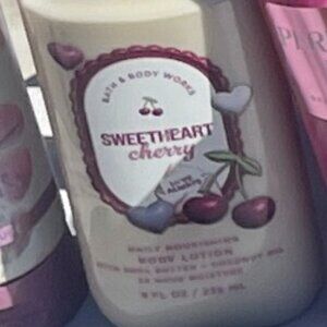 NEW BATH & BODY WORKS - Sweetheart Cherry Body Lotion 8oz Shea butter & Coconut